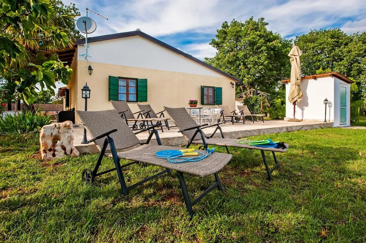Casa Valeluna Rovinj 0*,  Croatia